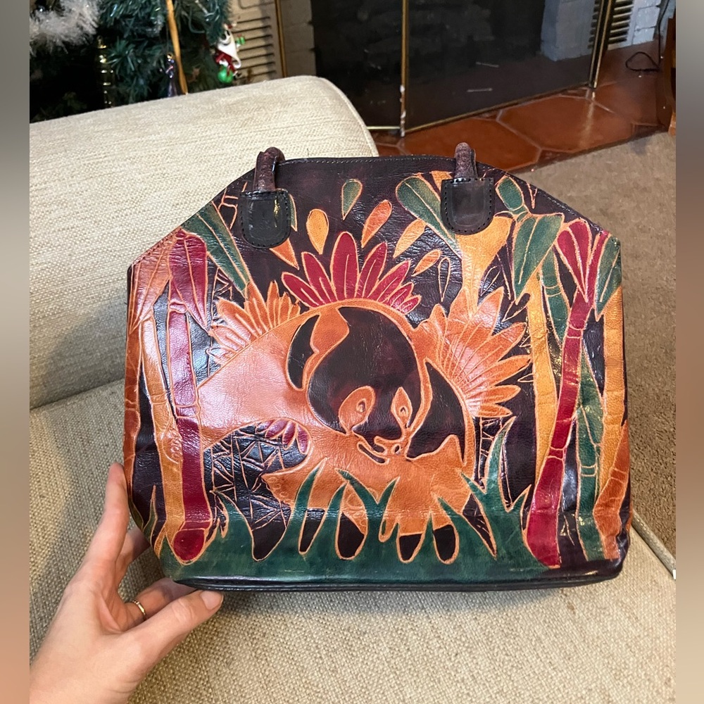Panda hand tooled leather bag - Picture 3 of 6